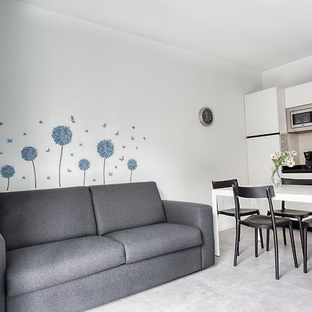 Sleek City Abode In Maciachini Milan Exterior photo